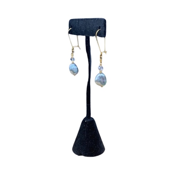 Tahitian coin pearl and Herkimer Diamond dangle earrings. Price is FIRM - Picture 1 of 8